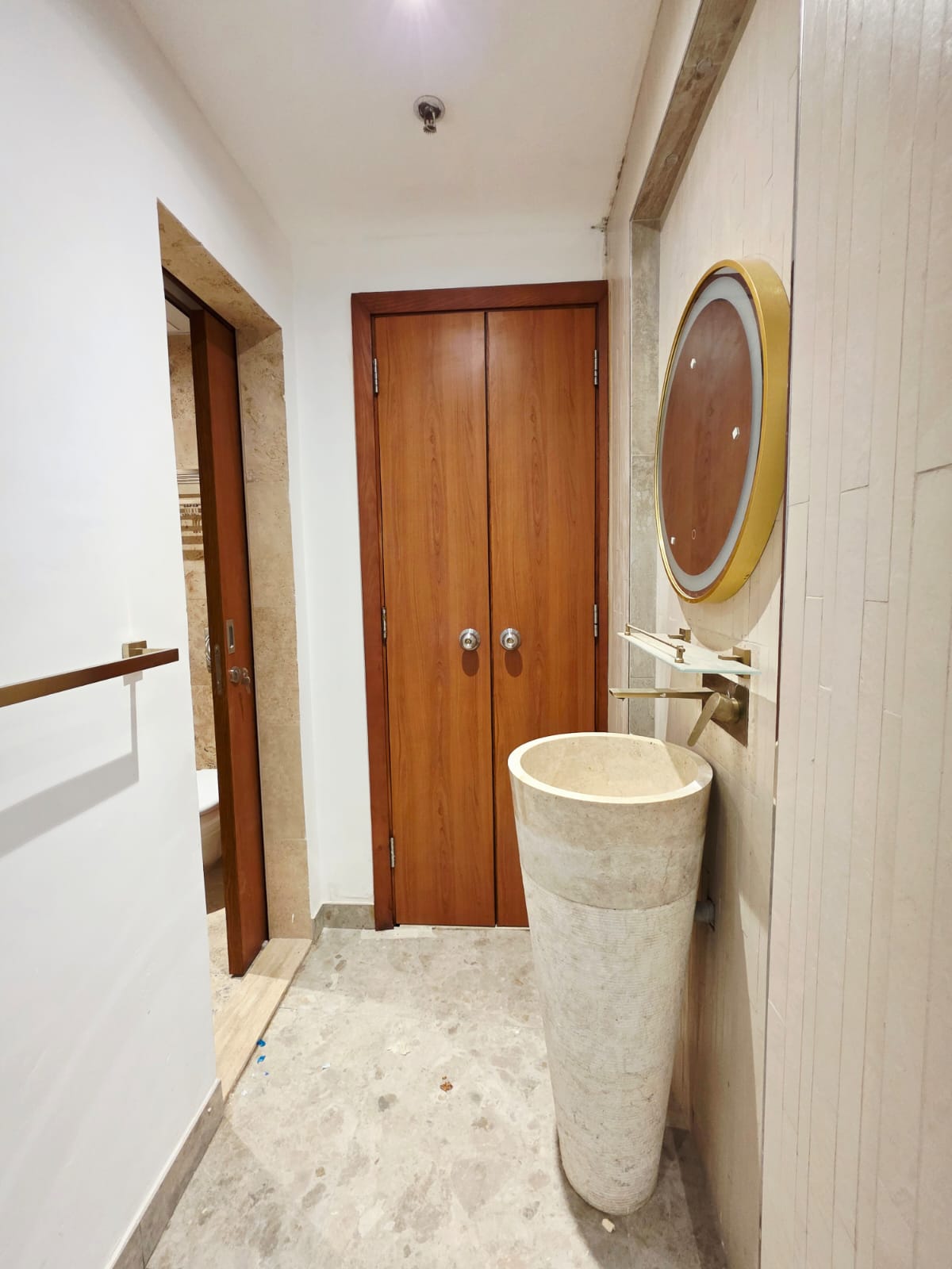 WhatsApp Image 2025-12-17 at 18.44.44