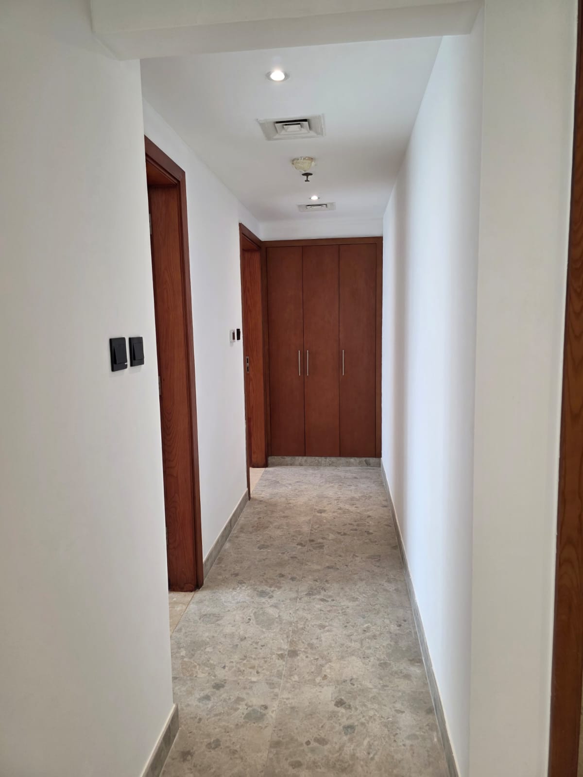 WhatsApp Image 2025-12-17 at 18.44.55 (1)