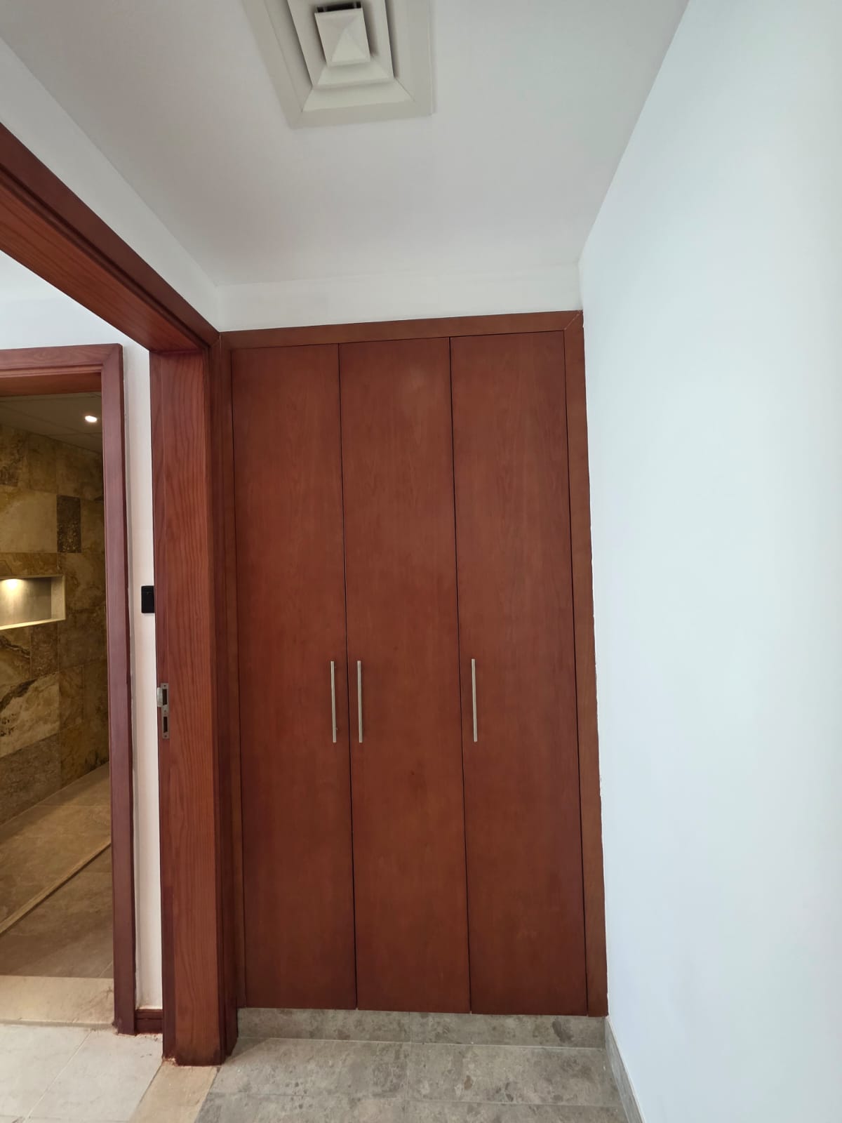 WhatsApp Image 2025-12-17 at 18.44.56 (1)