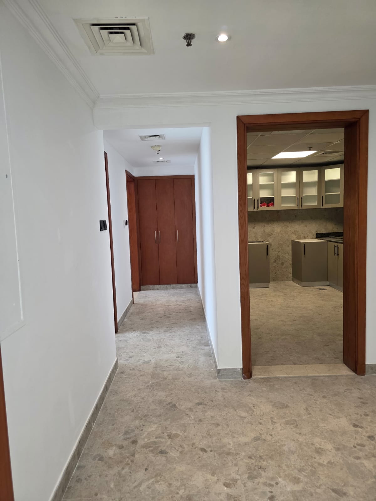 WhatsApp Image 2025-12-17 at 18.44.59